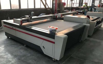 Fabric Sofa CNC Cutting Machine With Vibration Cutter