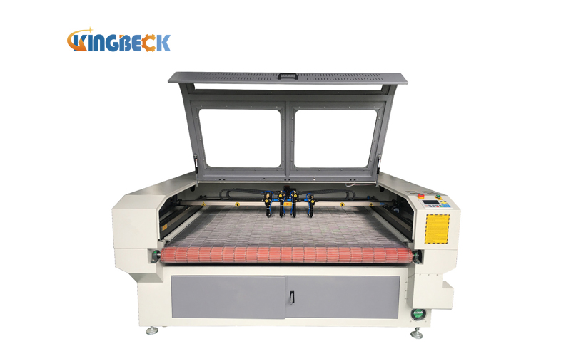 Multi Heads Laser Rolling FabricCloth Cutting Machine